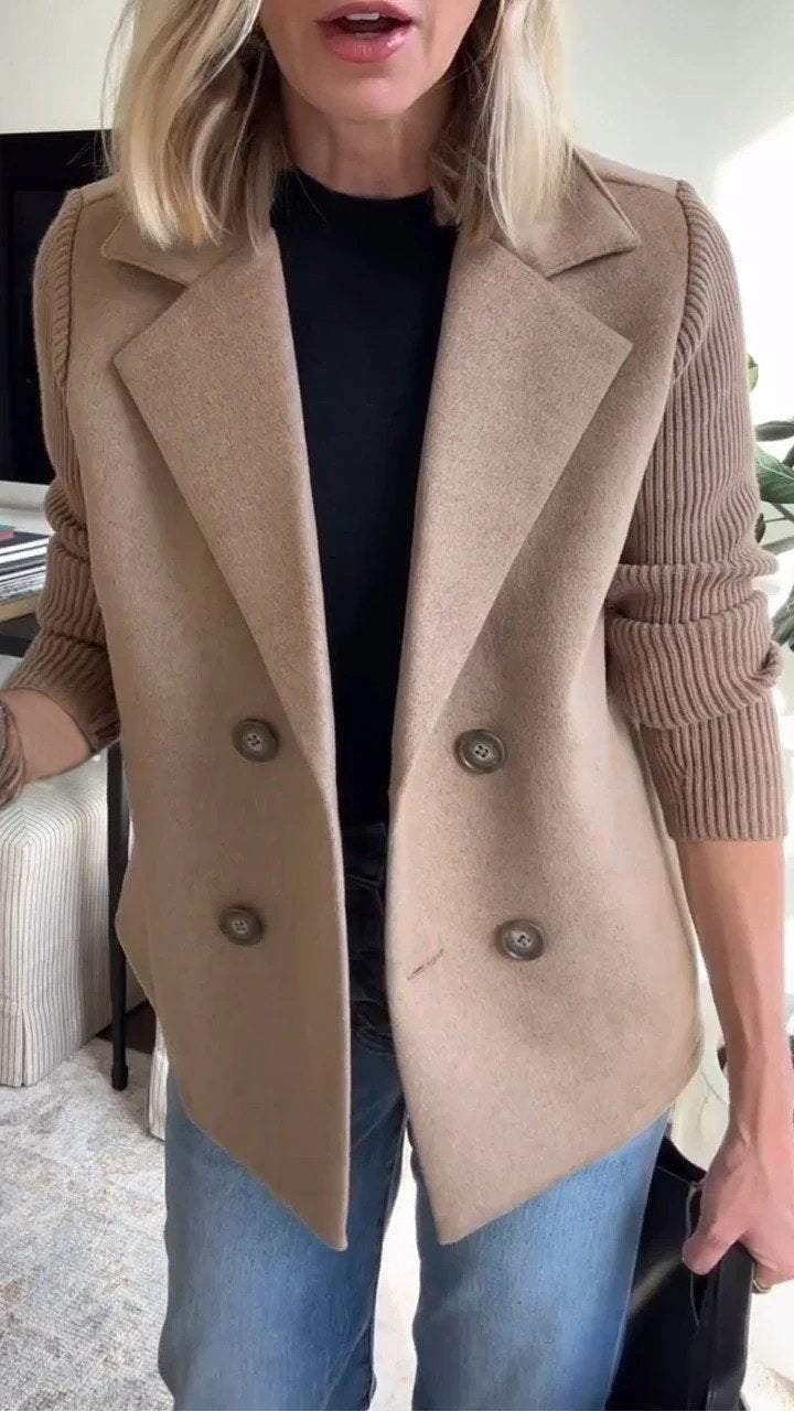 Blazer detail 3 Kitty