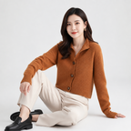 Cardigan bruin zittend Esmee