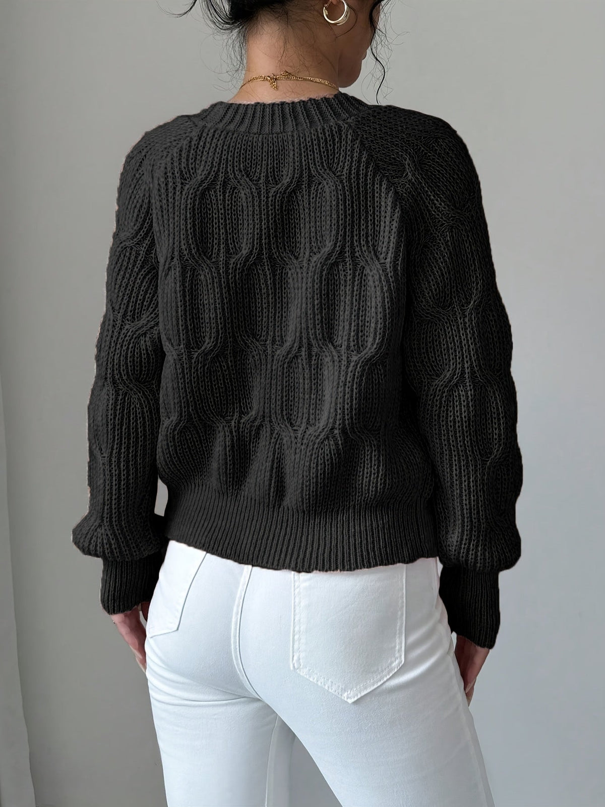 Cardigan detail 10 Ramona
