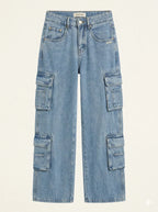 Cargo jeans lichtblauw detail Juul