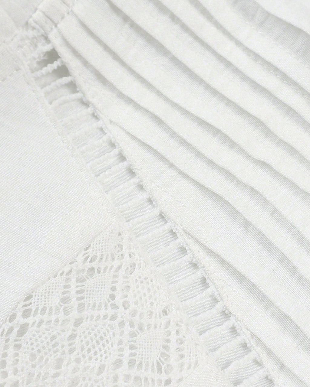Casual blouse detail 3 Leontien