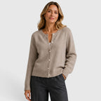 Gebreid vest beige vooraanzicht Anouk