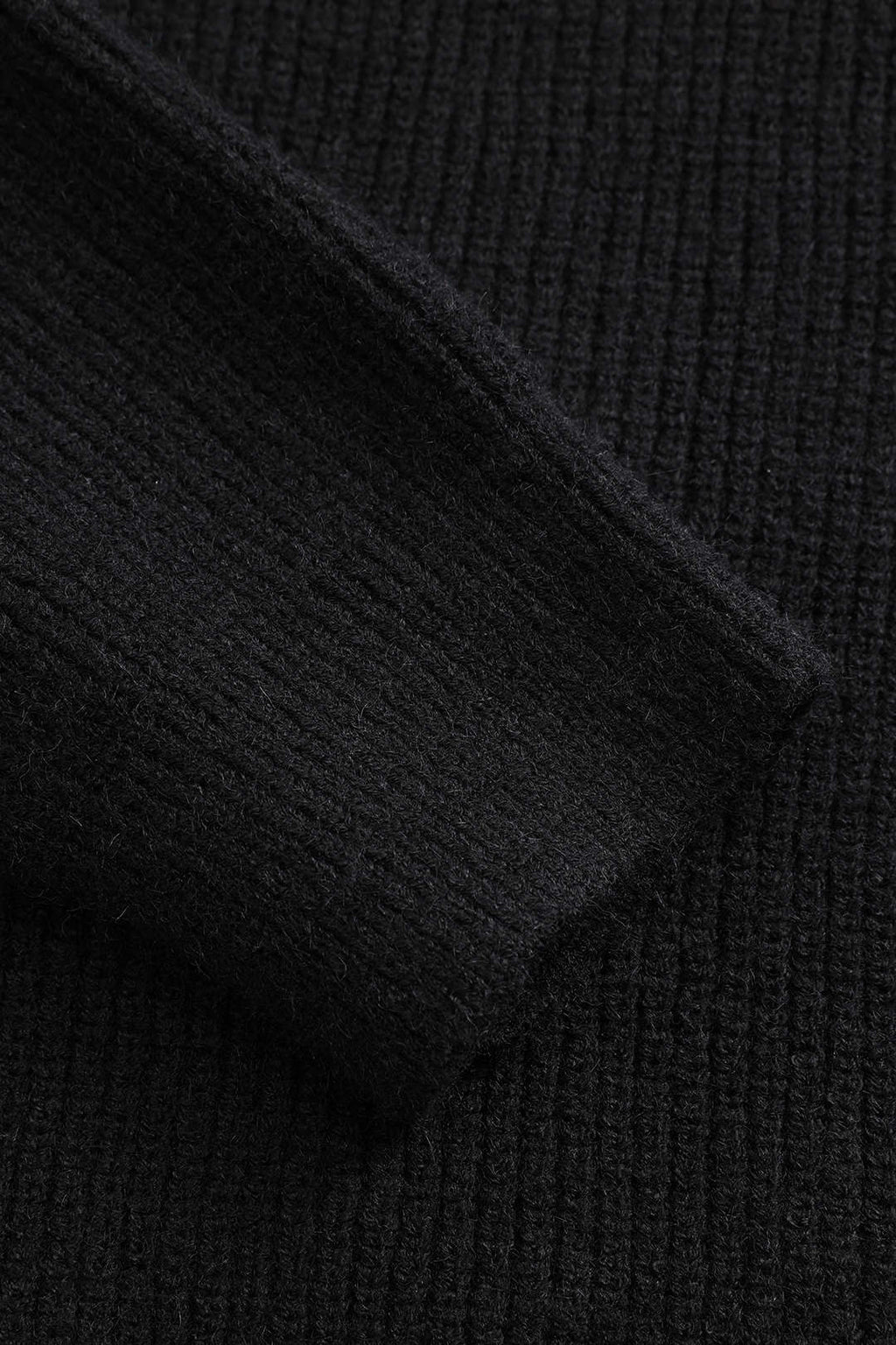 Gebreid vest detail 5 Odile