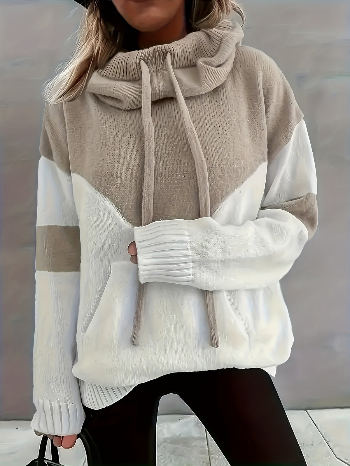 Gebreide hoodie detail 5 Kirsten