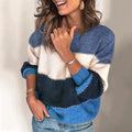 Gebreide trui blauw vooraanzicht Aleida