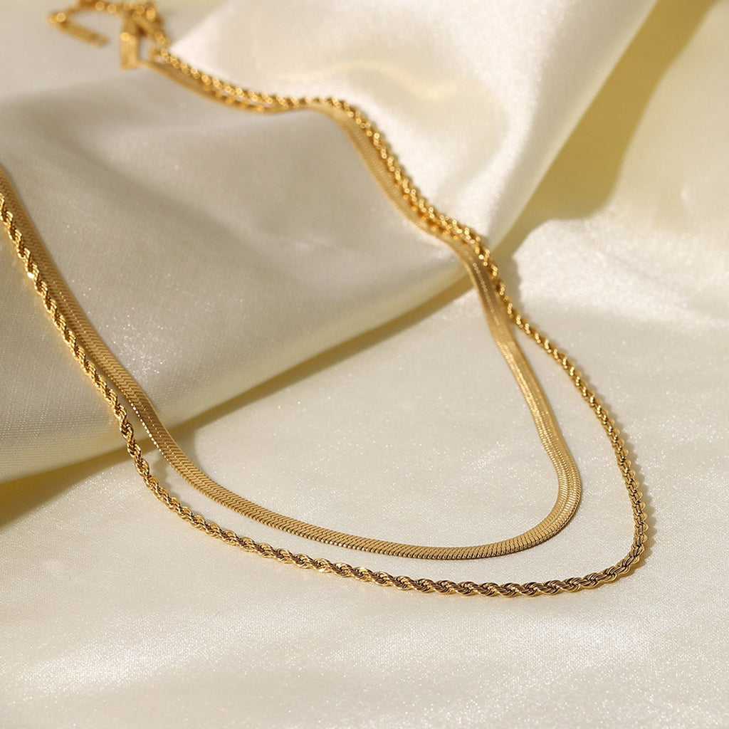 Gelaagde ketting detail 1 Paulien