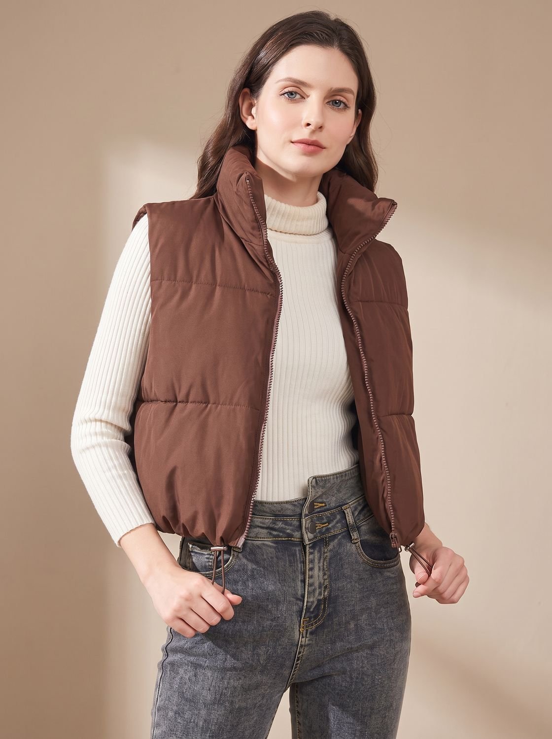 Korte bodywarmer detail 1 Hester