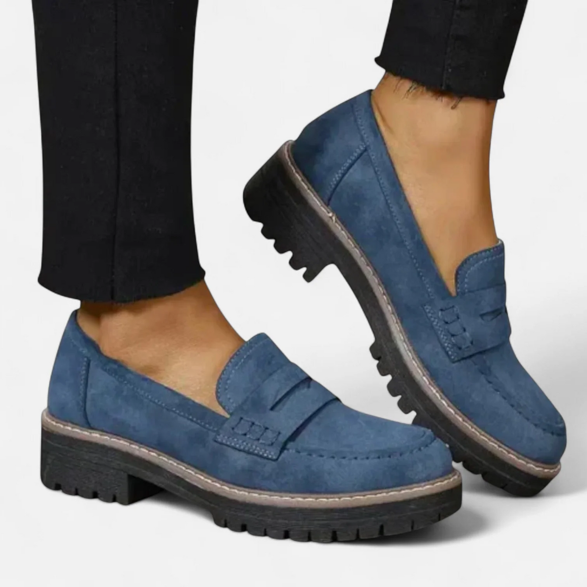Loafers marineblauw vooraanzicht Loua
