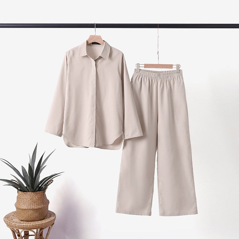 Lounge set beige hangend vooraanzicht Kyara