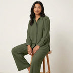 Lounge set groen zittend vooraanzicht Kyara
