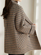 Oversized blazer detail 2 Saskia