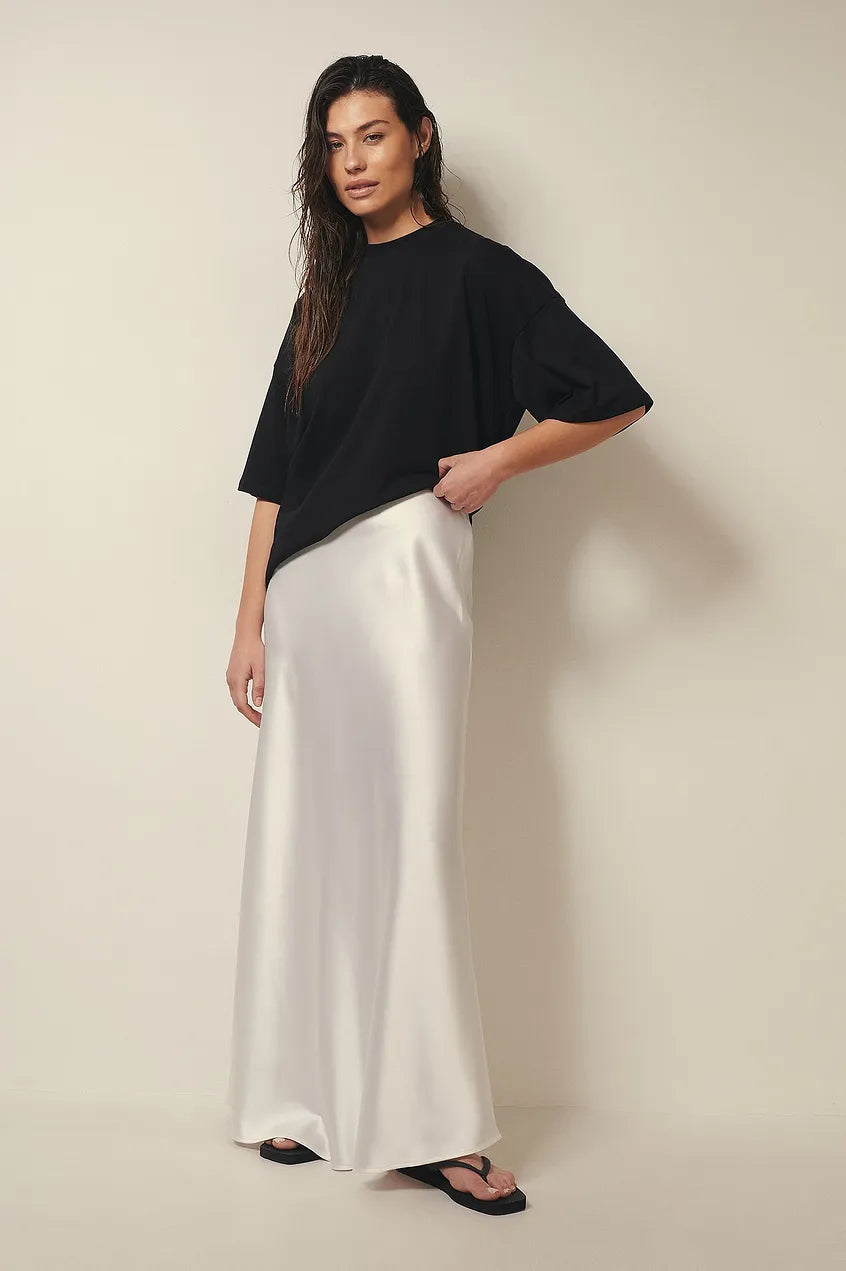 Satijnen midi rok detail 4 Maaike