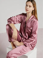 Satijnen pyjama detail 3 Hanneke
