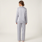Satijnen pyjama set detail 6 Sterre