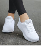 Sneakers detail 8 Jet