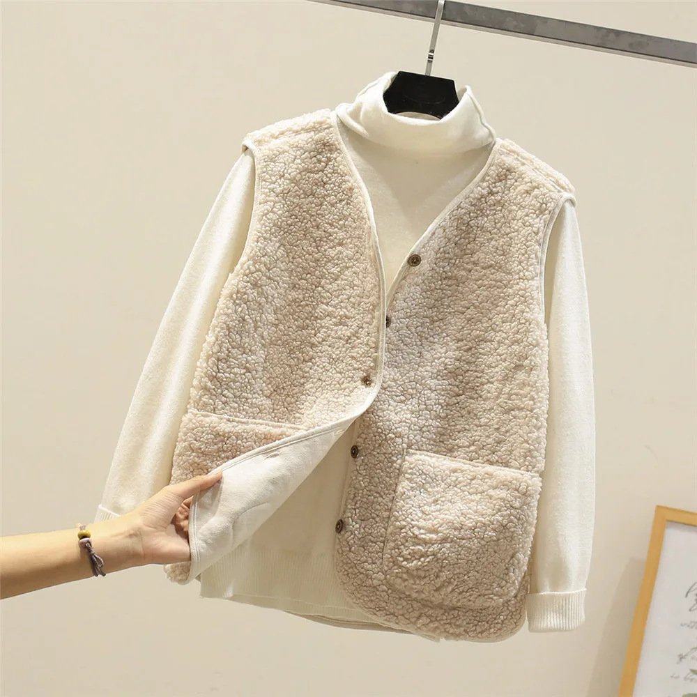 Teddy gilet detail 4 Hedy