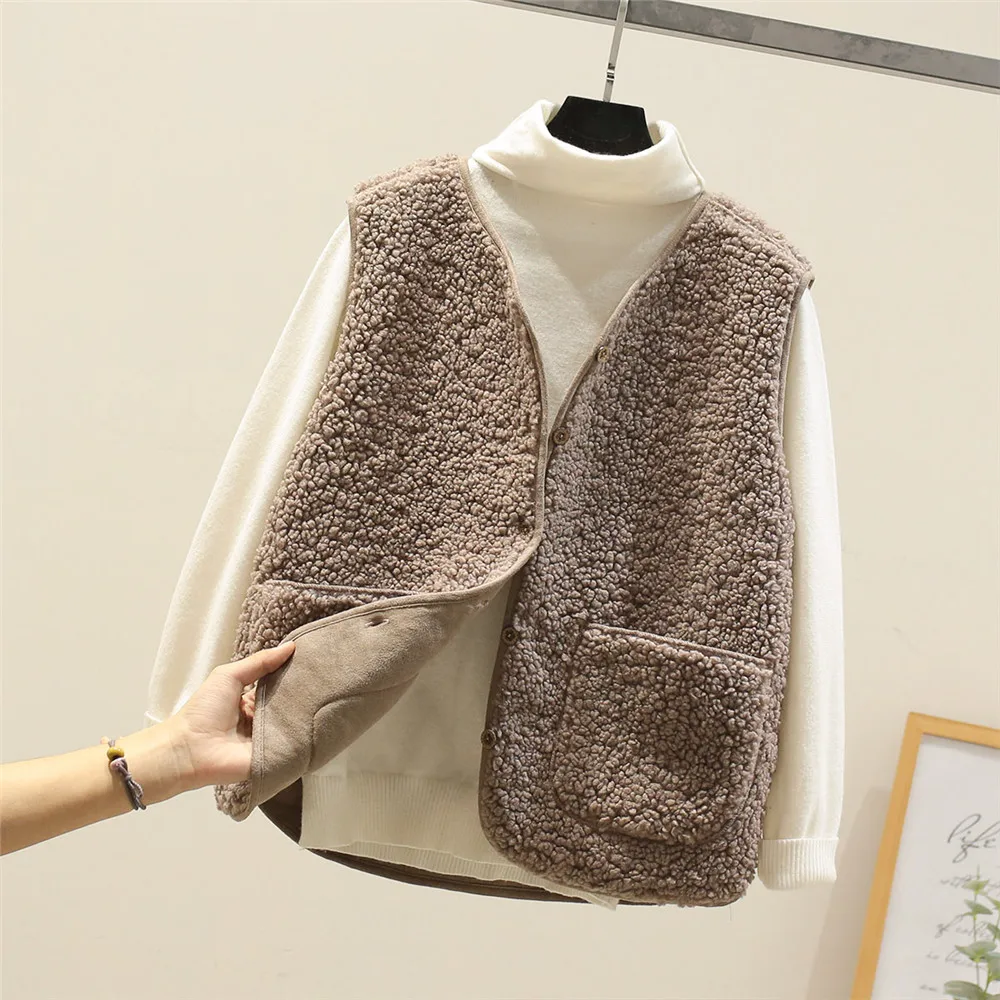 Teddy gilet detail 5 Hedy