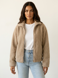 Teddy jas beige vooraanzicht Renate