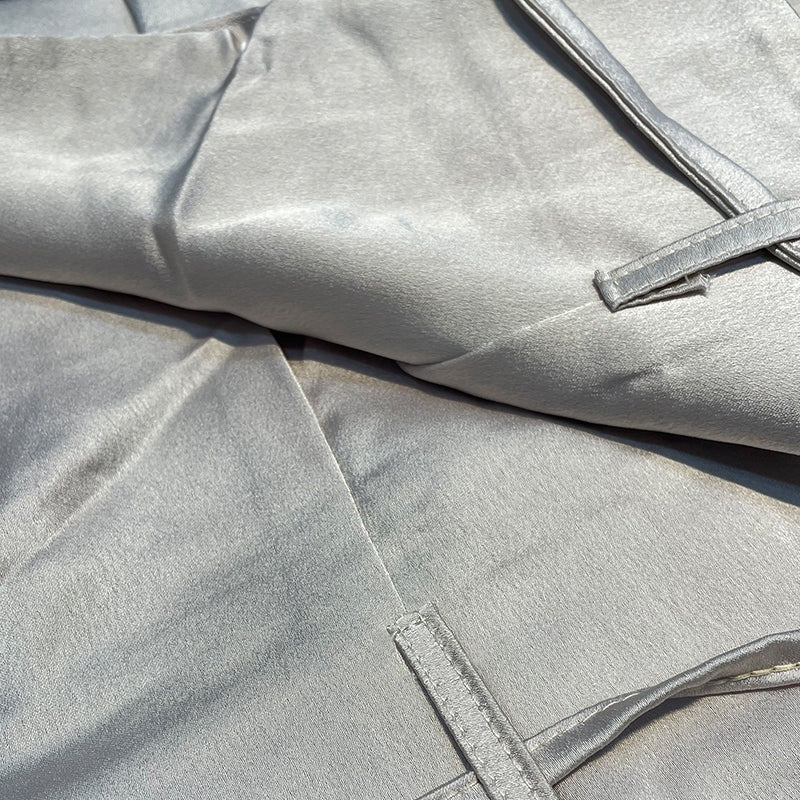 Tweedelige Satijnen Set met Haltertop en Wijde Broek – Sera