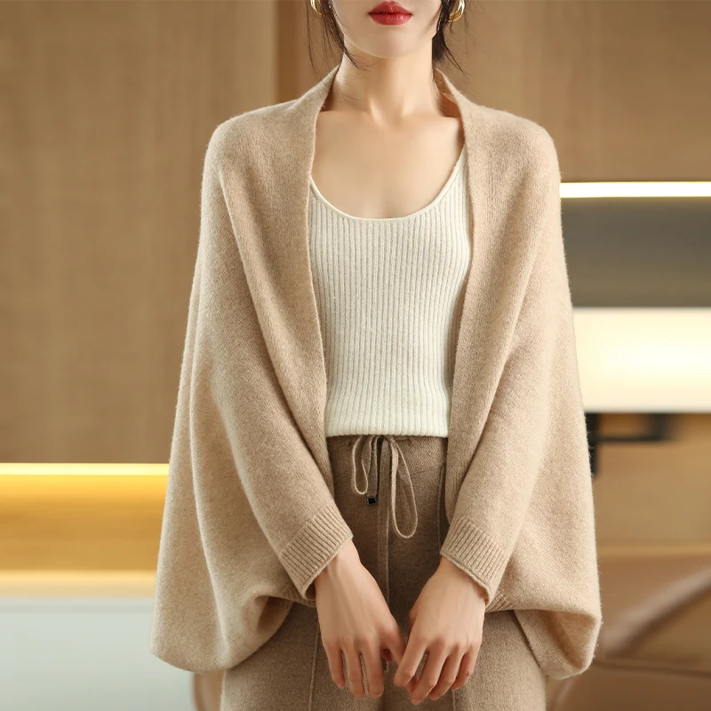 Vest met sjaal beige vooraanzicht Liva